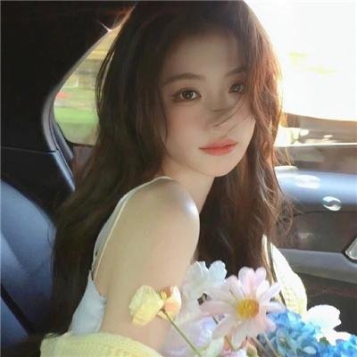 俏皮女学生